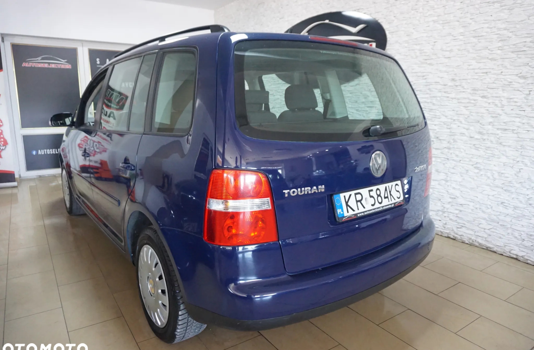 Volkswagen Touran cena 11900 przebieg: 326397, rok produkcji 2005 z Rzeszów małe 352